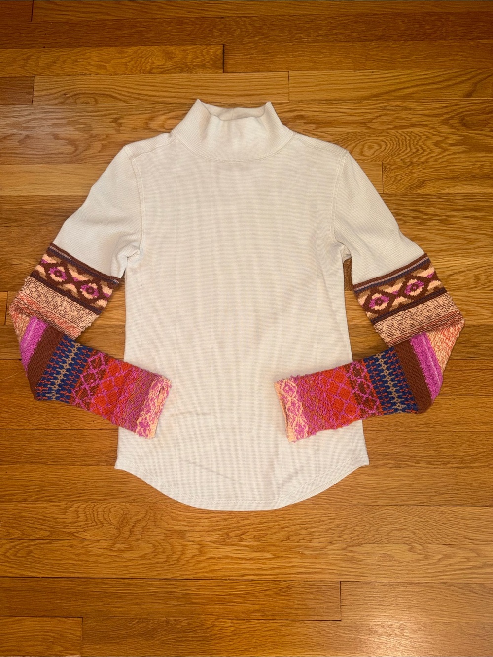 Free People We The Free All Too Well Cuff Thermal shirt top size M
